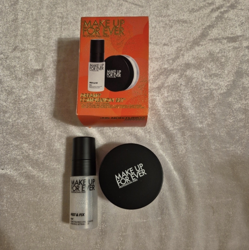 MAKE UP FOR EVER DREAMY COMPLEXION SET